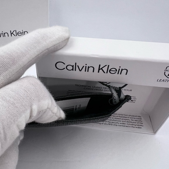 CALVIN KLEIN,MEN’S WALLET,SINGLE FOLD WORK MAGNET,BLACK LEATHER,RIFD PROTECTION - Picture 6 of 12